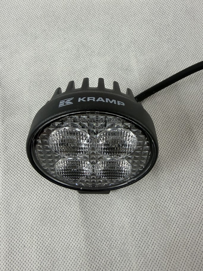 Lampa robocza LED okrągła Kramp 12W 1200 lm 12/24V 65,7×85,8×35 mm światło rozproszone Deutsch 8 LED