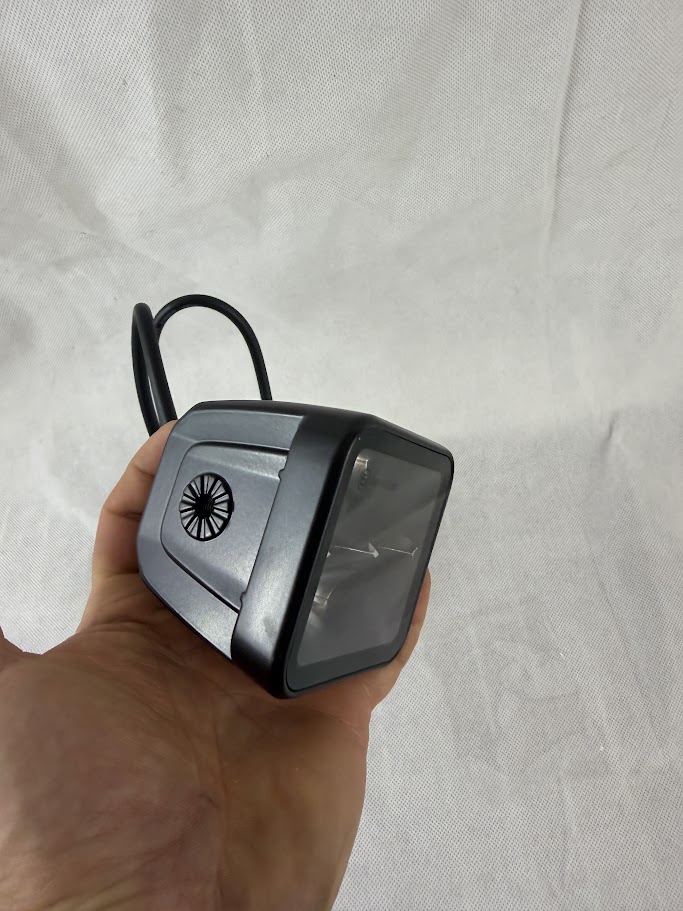 Lampa robocza LED kwadratowa 40W 4800 lm 12/24V 81×82,5×67,5 mm światło skupione Deutsch 4 LED