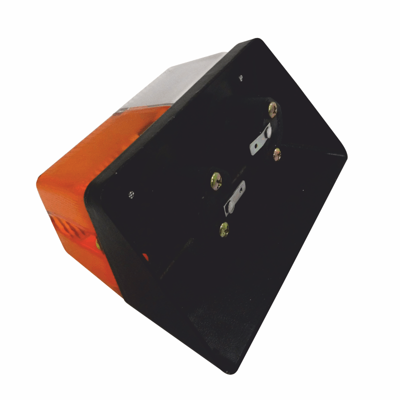 Lampa przednia, kierunkowskazu, obrysowa do ciągnika T-25 prawa 35736