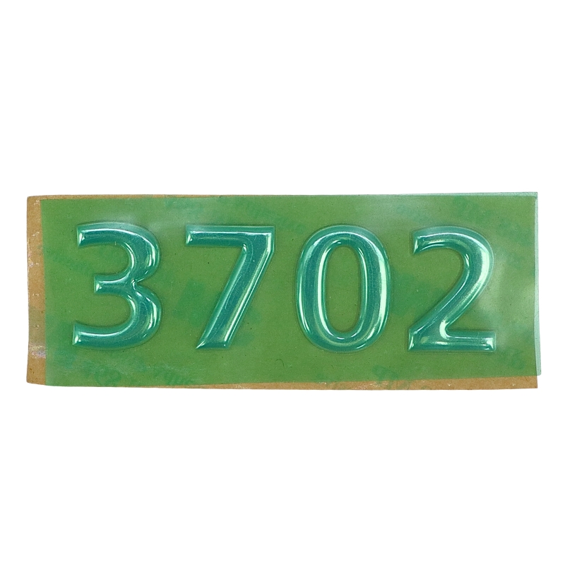 Znak 3702 srebrny litery wypukłe 37196