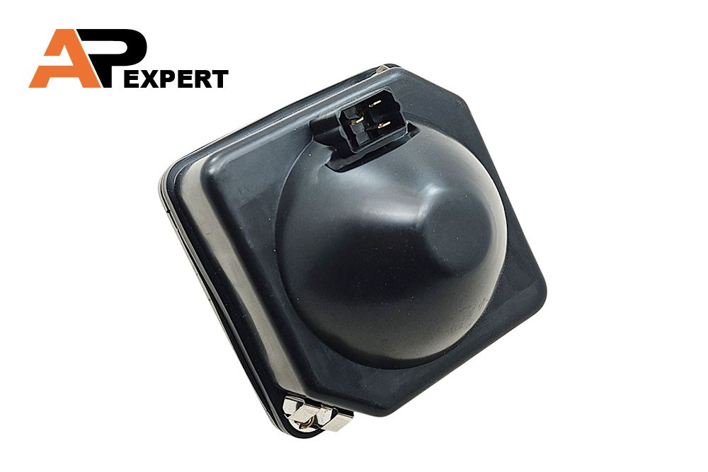 Lampa przednia z kratką Cobo nowy typ 16481AP do MTZ 8703152000-NT-AP