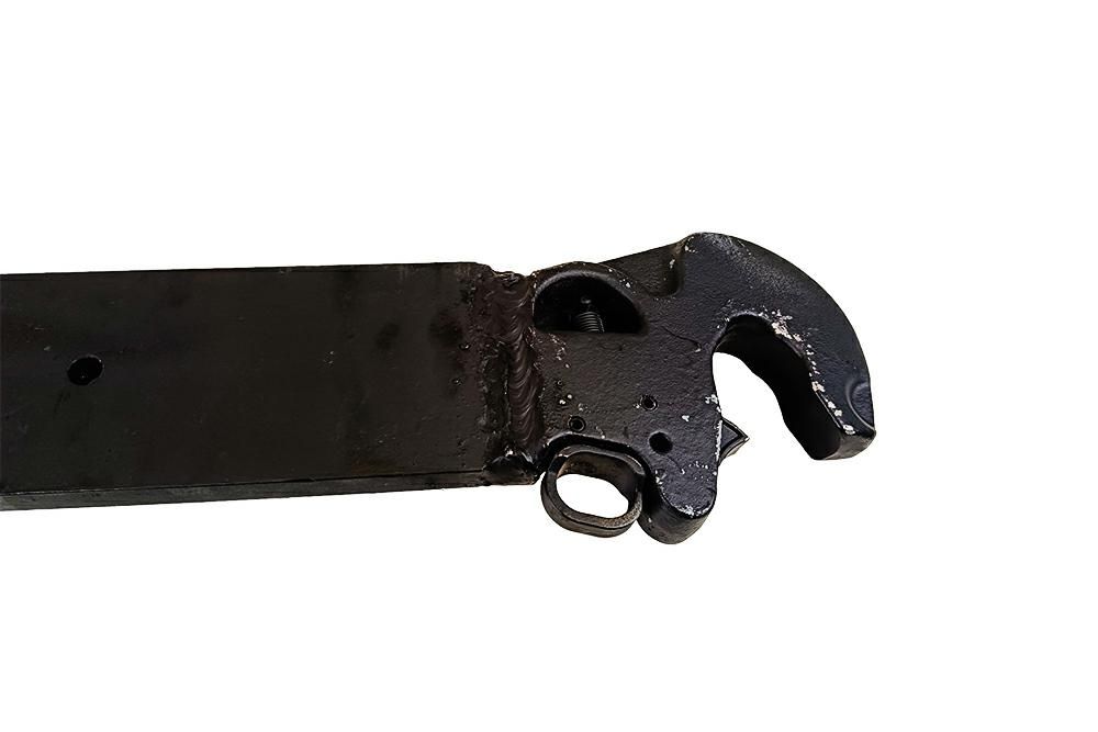 CIĘGŁO TYLNE BOCZNE PRAWE Z HAKIEM KAT-1 T-25     38154