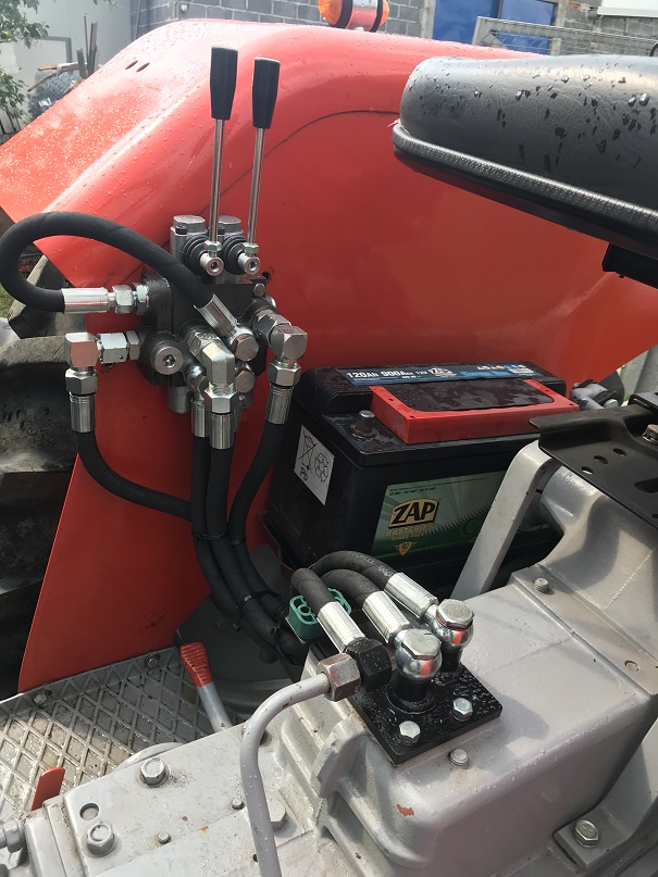 Rozdzielacz hydrauliczny do Ursus C-330 36228