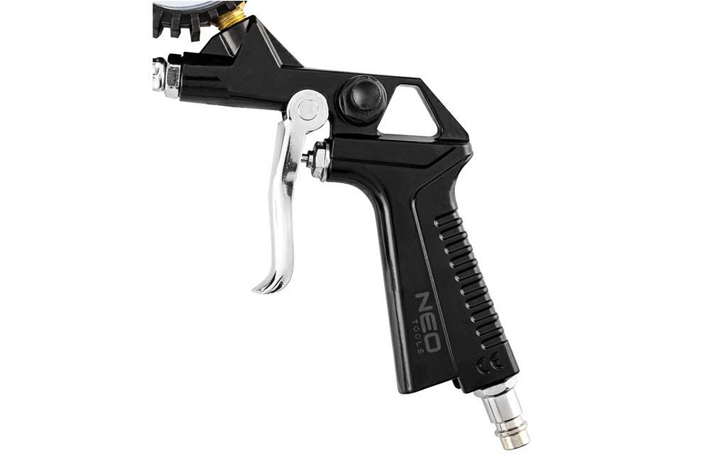 PISTOLET DO POMPOWANIA  Z MANOMETREM 63 MM