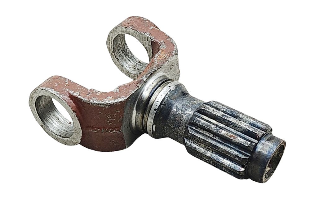 Widełka kardana do MTZ 1025 15202308063-AX