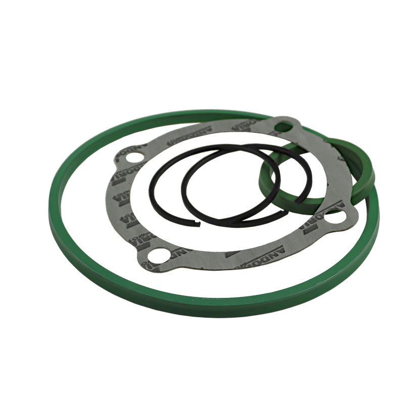Komplet uszczelnień (naprawczy) WOM N.typ Fluoroelastomer Ursus C-385 70-80 Sh ANDORIA