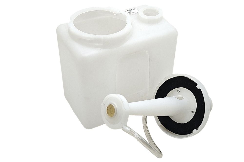 Zbiornik spryskiwaczy bez korka do MTZ 11036 WN9018