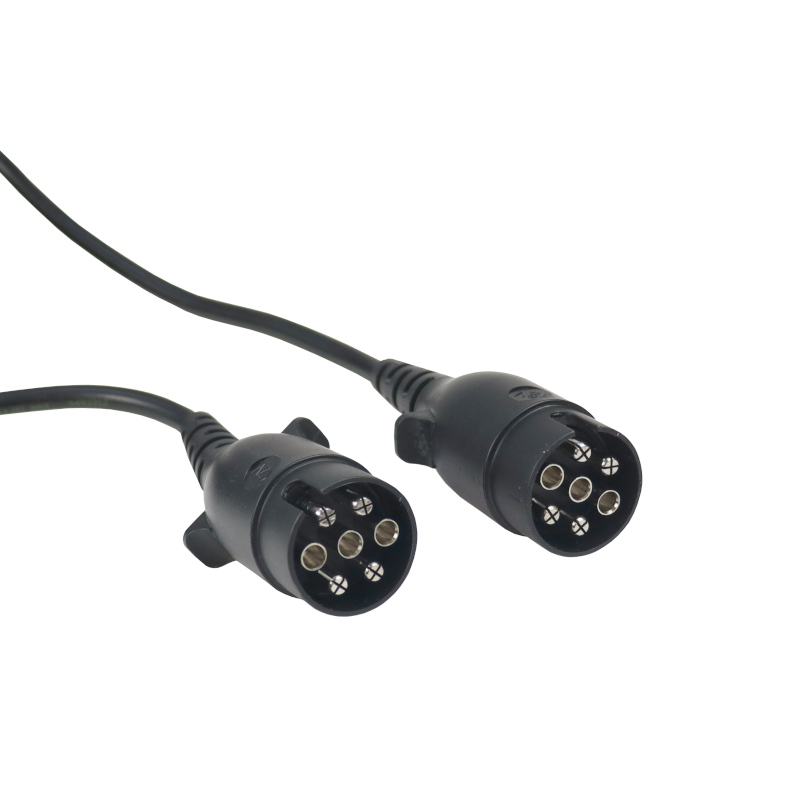 Przewód kabel podłączeniowy wtyczka wtyczka obtrysk 3,5m 7 żył (W+W) (kabel 1mm) ELMOT