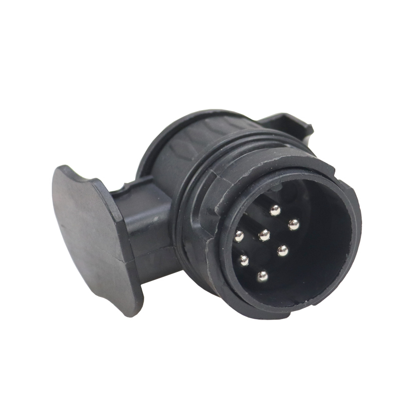 Adapter przejściówka gniazda złącza 13/7 12/24V wtyki niklowane Premium ELMOT
