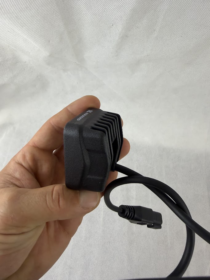 Lampa robocza LED Kramp kwadratowa 12W 1200 lm 12/24V 53,7×75,5×32,3 mm światło rozproszone Deutsch 8 LED