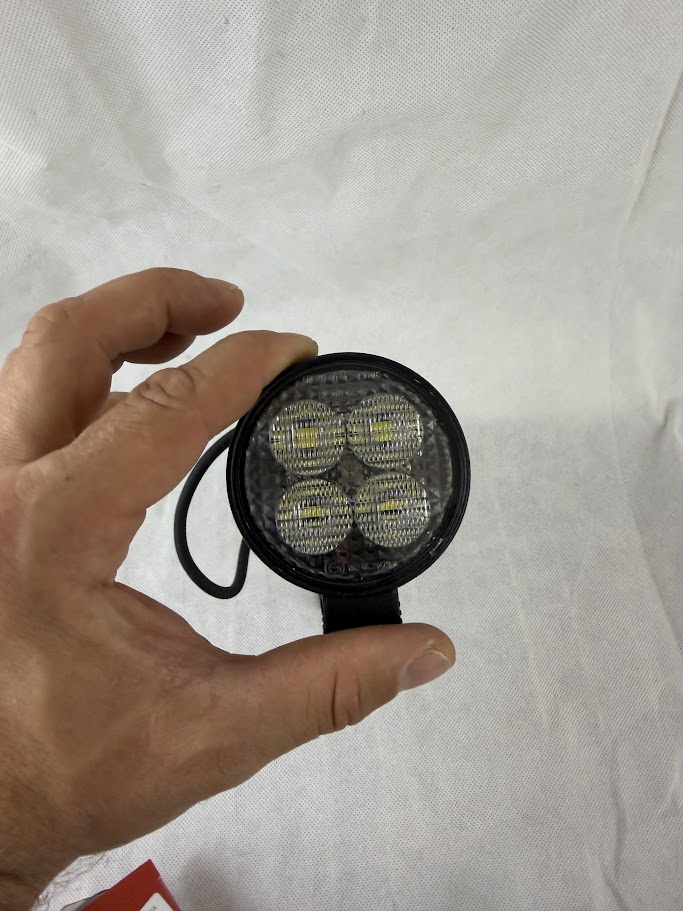 Lampa robocza LED okrągła Kramp 12W 1200 lm 12/24V 65,7×85,8×35 mm światło rozproszone Deutsch 8 LED