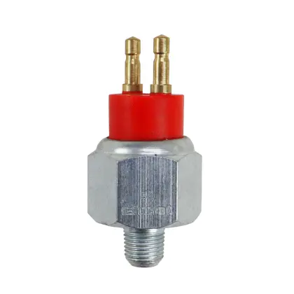 Hydrauliczny włącznik światła STOP do ciągnika Ursus C-360 ELMOT 41545