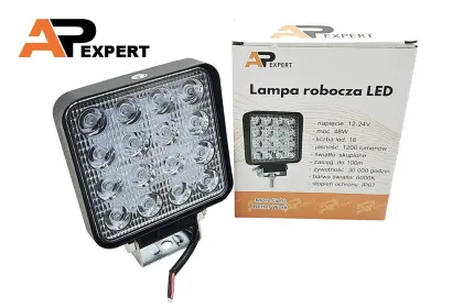 HALOGEN KWADRATOWY LED LAMPA ROBOCZA 16X3W 48W SPOT ŚWIATŁO SKUPIONE