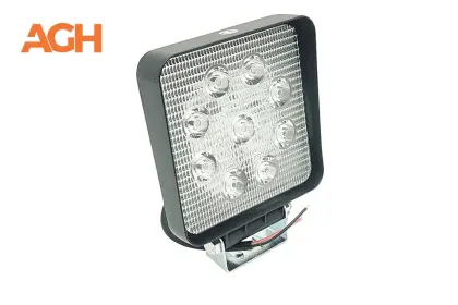 HALOGEN KWADRATOWY LED LAMPA ROBOCZA 27W SPOT ŚWIATŁO SKUPIONE