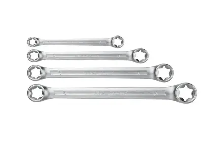 Klucze oczkowe Torx T6-24 zestaw 4 szt 09-980