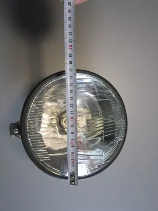 LAMPA PRZEDNIA F307 T-150 K700