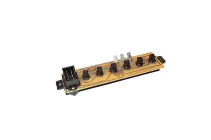 Listwa kontrolek deski MTZ prawa 23043 23023803-04