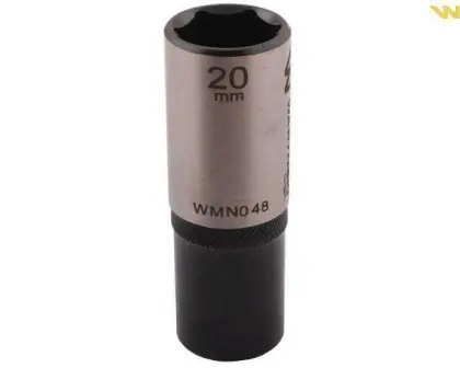 Nasadka sześciokątna 1/2 20mm dł CRV50BV30 DIN 3124 Waryński WMN048
