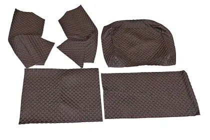 TAPICERKA KABINY T25 CZERWONA NITKA