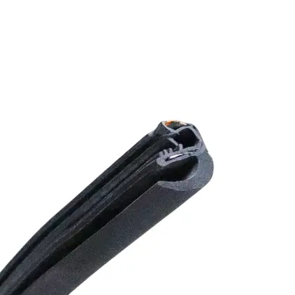 Uszczelka krawędziowa SB EPDM 60ShA zaciskowa zbrojona z płetwą łukową (na metry)