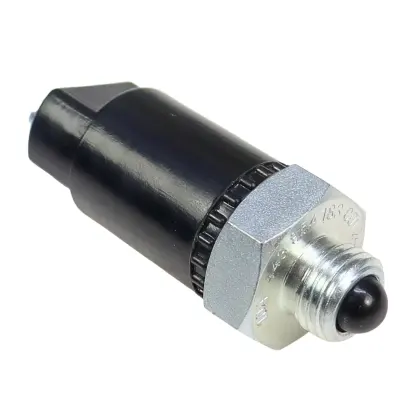 Wyłącznik przełącznik pedału sprzęgła zapłonu 84148011 ZTS Zetor Ursus C-385 Premium ELMOT
