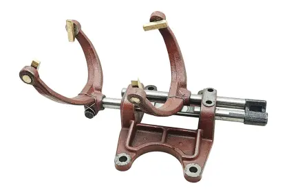 Korpus widełek skrzyni do MTZ 1025 80C1702080-AX